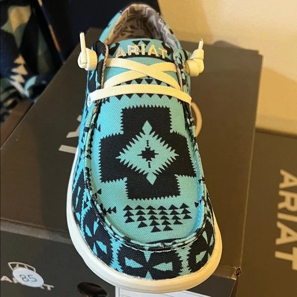 Ariat women’s  Sneakers in Turquoise and Black - Picture 2 of 3